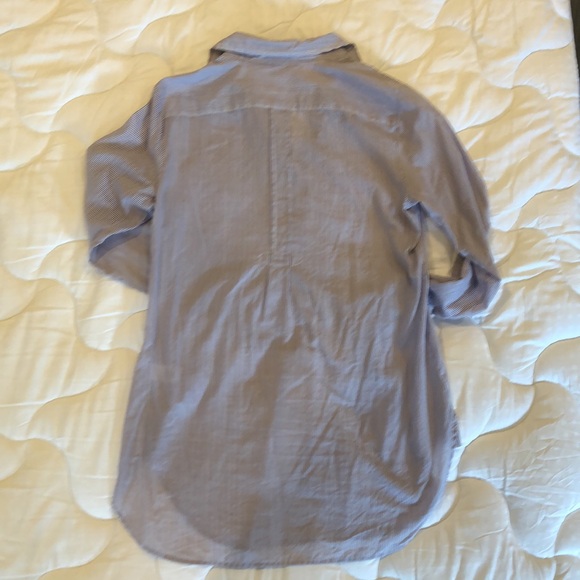 Coldwater Creek no iron light weight tunic. Periwinkle mini-pinstripe. - Picture 6 of 6